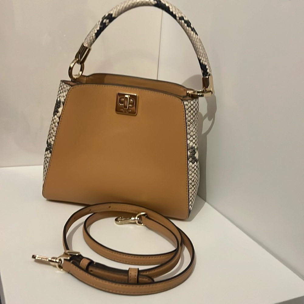 KATE SPADE phoebe in snake and cream.